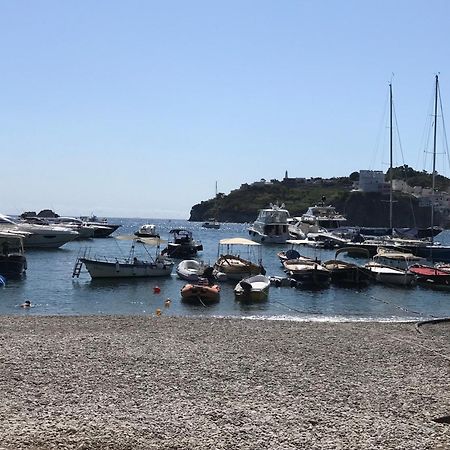 Albergo Le Querce Ponza Kültér fotó