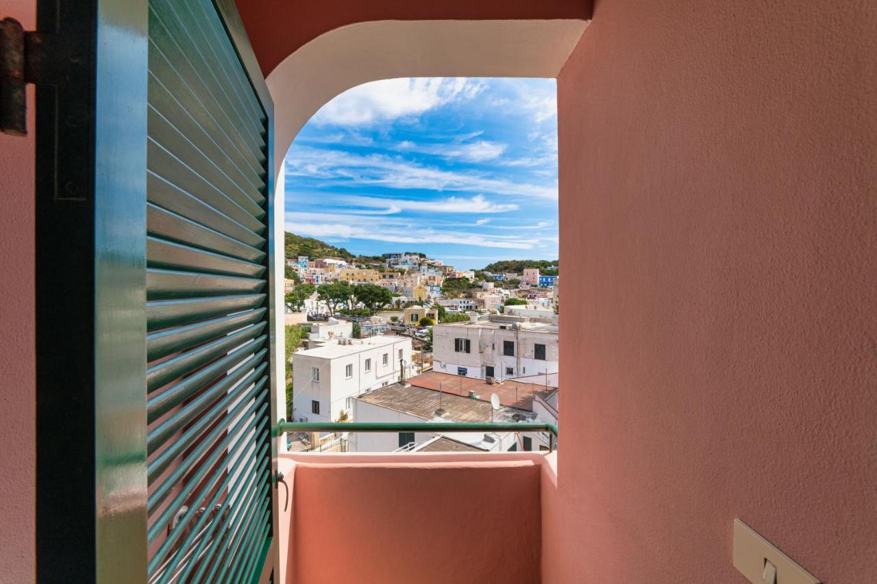 Albergo Le Querce Ponza Kültér fotó