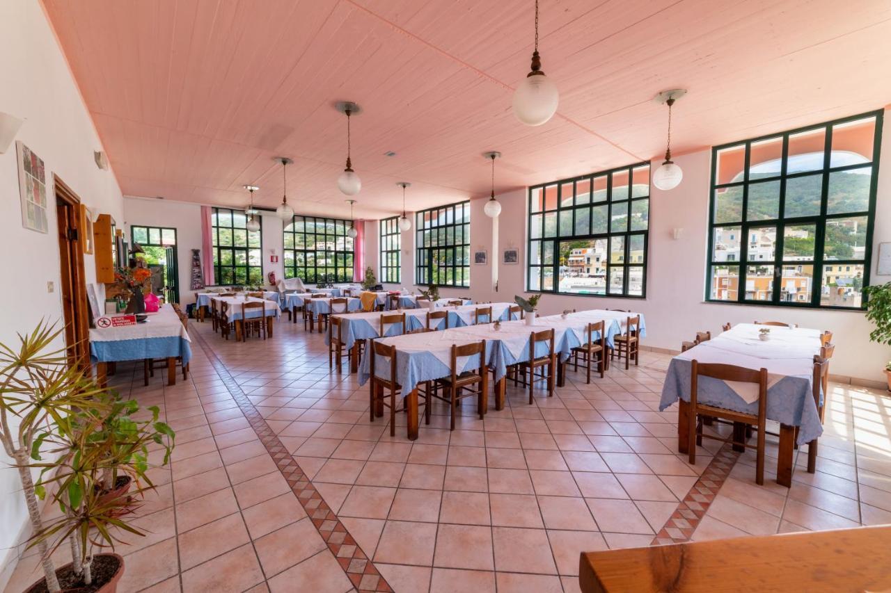 Albergo Le Querce Ponza Kültér fotó